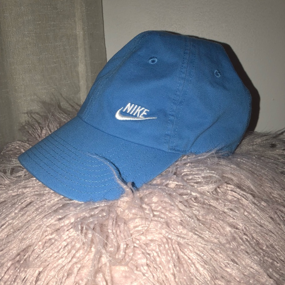 Royal blue Nike baseball hat